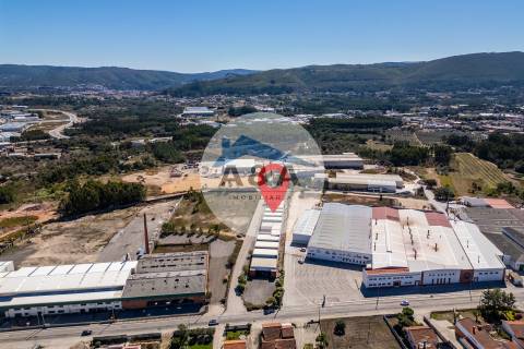 Armazém com Licenciamento Industrial