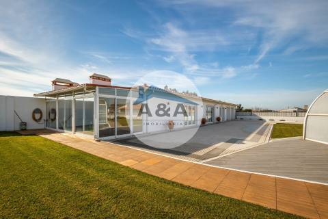 MORADIA T5 EM VIEIRA DE LEIRIA