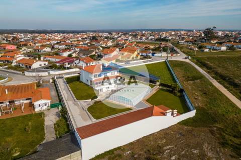 MORADIA T5 EM VIEIRA DE LEIRIA