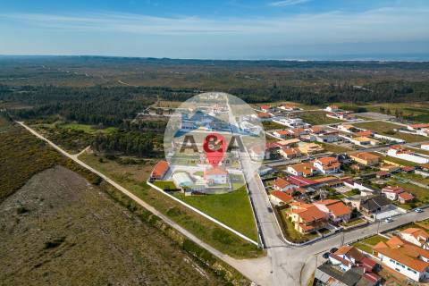 MORADIA T5 EM VIEIRA DE LEIRIA