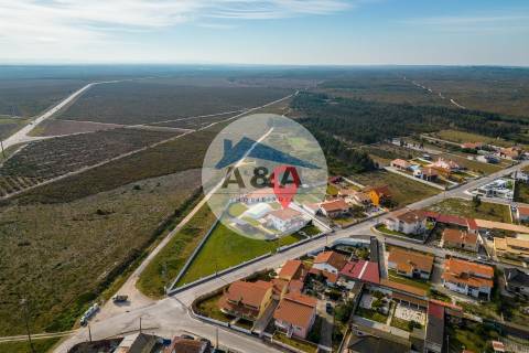 MORADIA T5 EM VIEIRA DE LEIRIA