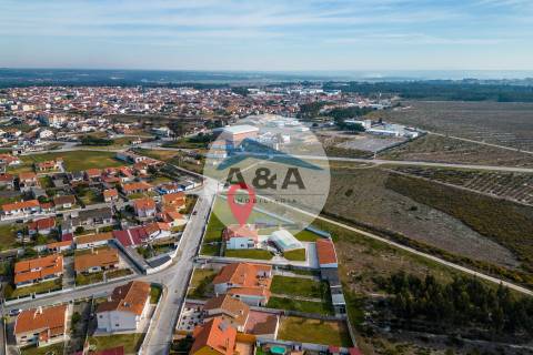 MORADIA T5 EM VIEIRA DE LEIRIA