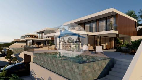 MORADIA T3 COM PISCINA, VISTA ÚNICA PARA O MAR