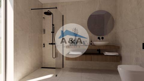 MORADIA T3 COM PISCINA, VISTA ÚNICA PARA O MAR