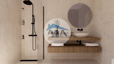 MORADIA T3 COM PISCINA, VISTA ÚNICA PARA O MAR