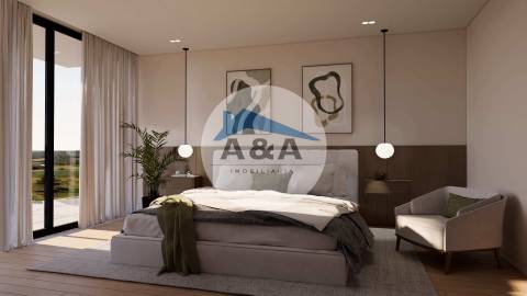 MORADIA T3 COM PISCINA, VISTA ÚNICA PARA O MAR