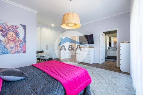 Moradia T3 Como Nova no Centro de Pataias