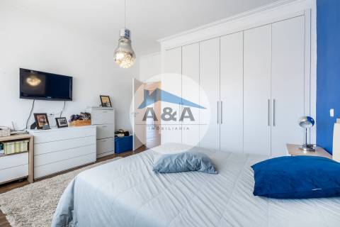 Moradia T3 Como Nova no Centro de Pataias