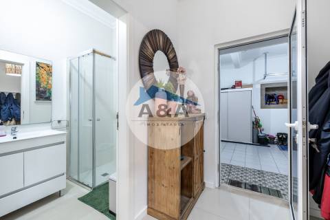 Moradia T3 Como Nova no Centro de Pataias