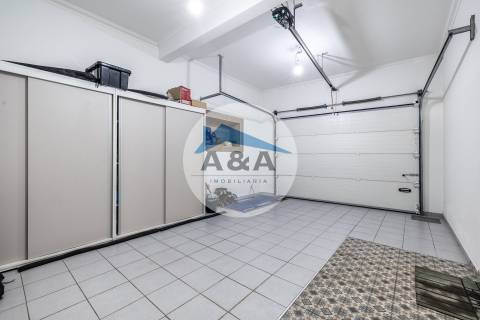 Moradia T3 Como Nova no Centro de Pataias