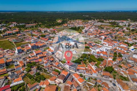 Moradia T3 Como Nova no Centro de Pataias