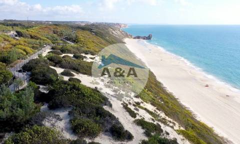 Moradia de sonho entre a Praia e a Lagoa – Natureza, Conforto e Estilo