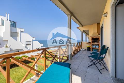 Apartamento T4 Duplex com Vista Mar a 50 metros da Praia – Pedra do Ouro