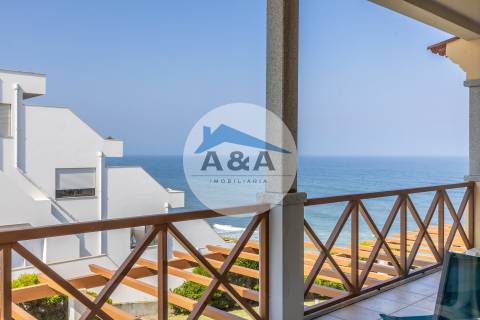 Apartamento T4 Duplex com Vista Mar a 50 metros da Praia – Pedra do Ouro