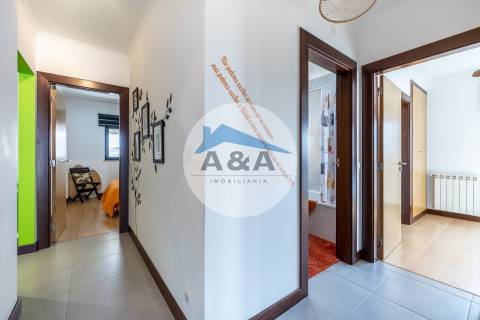 Apartamento T4 Duplex com Vista Mar a 50 metros da Praia – Pedra do Ouro