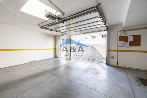 Apartamento T4 Duplex com Vista Mar a 50 metros da Praia – Pedra do Ouro