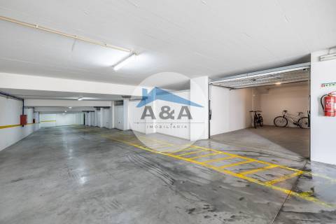 Apartamento T4 Duplex com Vista Mar a 50 metros da Praia – Pedra do Ouro