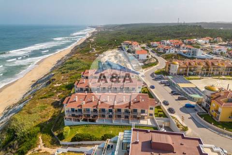 Apartamento T4 Duplex com Vista Mar a 50 metros da Praia – Pedra do Ouro