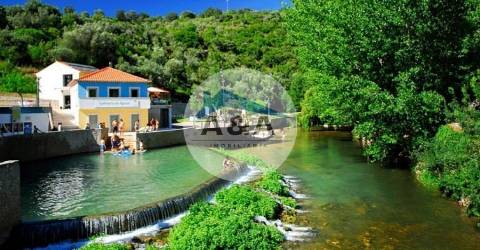 Moradia T3 com 2700m² de terreno – Potencial e Localização Privilegiada