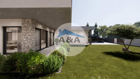 Conjunto de Moradias Térreas Independentes com Piscina, "Key-ready"