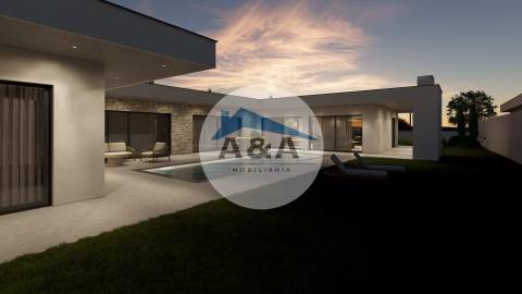 Conjunto de Moradias Térreas Independentes com Piscina, "Key-ready"