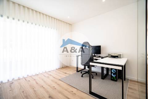 Viva de forma inteligente e eficiente em termos energéticos com aquecimento solar e piso radiante