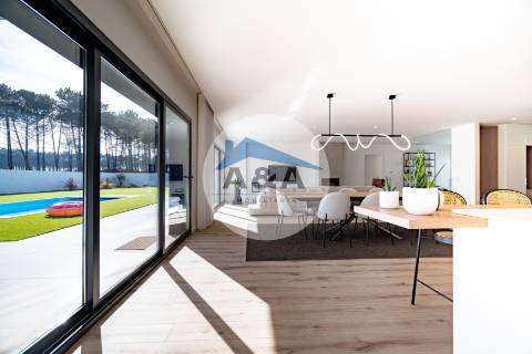 Viva de forma inteligente e eficiente em termos energéticos com aquecimento solar e piso radiante