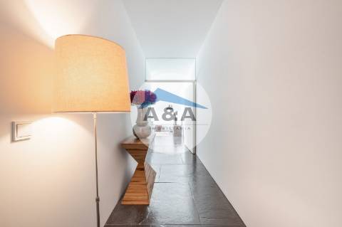 Villa Exclusiva de Arquitetura Contemporânea inserida na Natureza do Bom Sucesso Resort