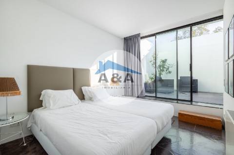 Villa Exclusiva de Arquitetura Contemporânea inserida na Natureza do Bom Sucesso Resort