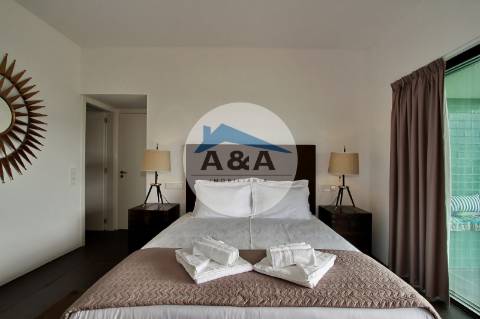 Villa Exclusiva de Arquitetura Contemporânea inserida na Natureza do Bom Sucesso Resort