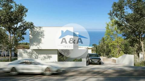 Villa com Piscina e Vista Mar na Praia da Nazaré