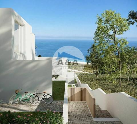 Villa com Piscina e Vista Mar na Praia da Nazaré