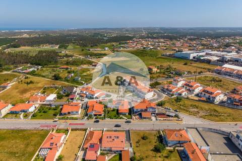 Moradia Térrea Semi-nova com Elevada Eficiência Energética a Apenas 2 Minutos da Praia da Vieira