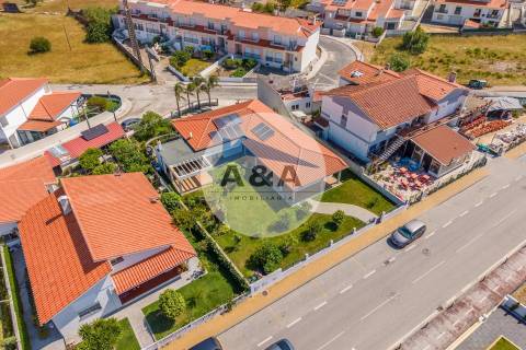Moradia Térrea Semi-nova com Elevada Eficiência Energética a Apenas 2 Minutos da Praia da Vieira