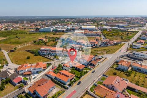 Moradia Térrea Semi-nova com Elevada Eficiência Energética a Apenas 2 Minutos da Praia da Vieira