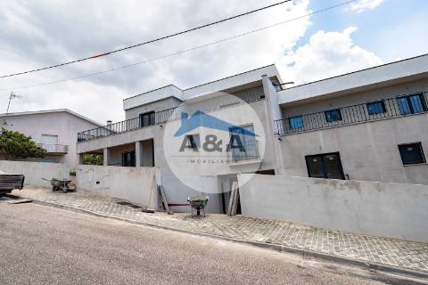 Moradia Contemporânea com Vista Mar em Buarcos – Figueira da Foz