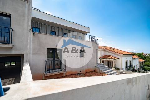 Moradia Contemporânea com Vista Mar em Buarcos – Figueira da Foz