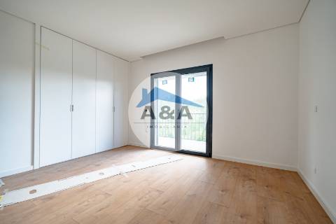 Moradia Contemporânea com Vista Mar em Buarcos – Figueira da Foz