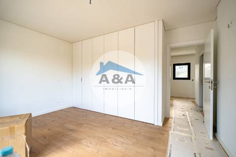 Moradia Contemporânea com Vista Mar em Buarcos – Figueira da Foz