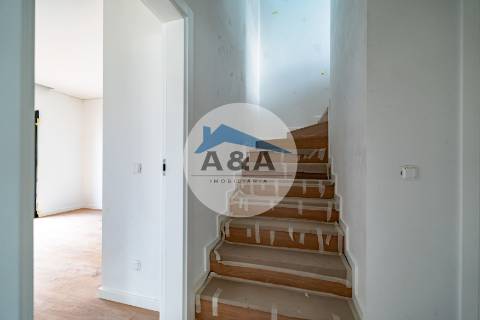 Moradia Contemporânea com Vista Mar em Buarcos – Figueira da Foz