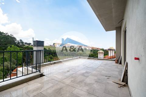Moradia Contemporânea com Vista Mar em Buarcos – Figueira da Foz