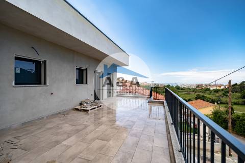 Moradia Contemporânea com Vista Mar em Buarcos – Figueira da Foz