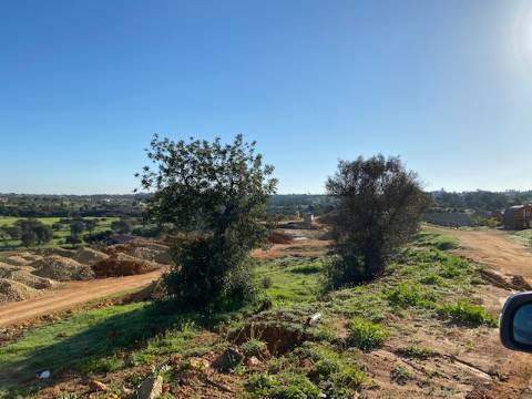 Herdade com Hotel Rural em construção em Albufeira