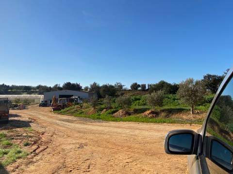 Herdade com Hotel Rural em construção em Albufeira