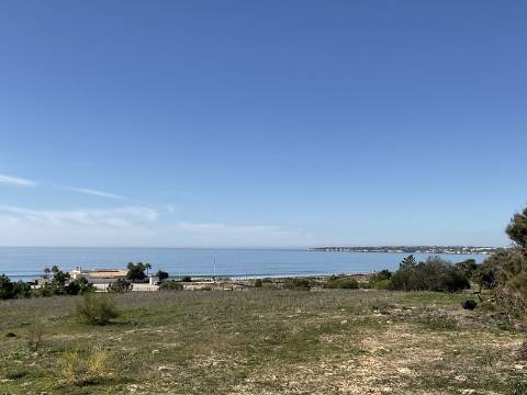 MAGNIFICA MORADIA T3 +1 COM PISCINA