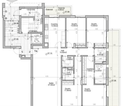 APARTAMENTO DE LUXO EM ZONA CENTRAL E COM PISCINA