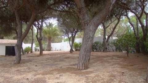 Casa térrea com piscina e vista maravilhosa sobre o mar