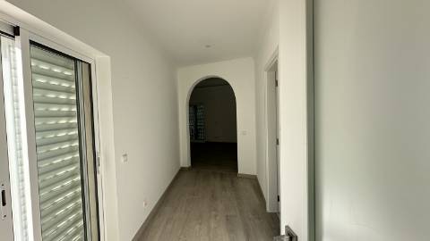 Moradia espaçosa com vista mar e marina