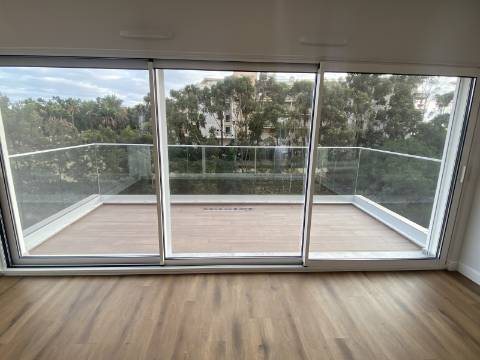 Luxuosa Penthouse com espetacular vista para o mar e praia