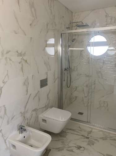 Luxuosa Penthouse com espetacular vista para o mar e praia